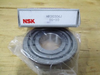 Nsk HR30306J